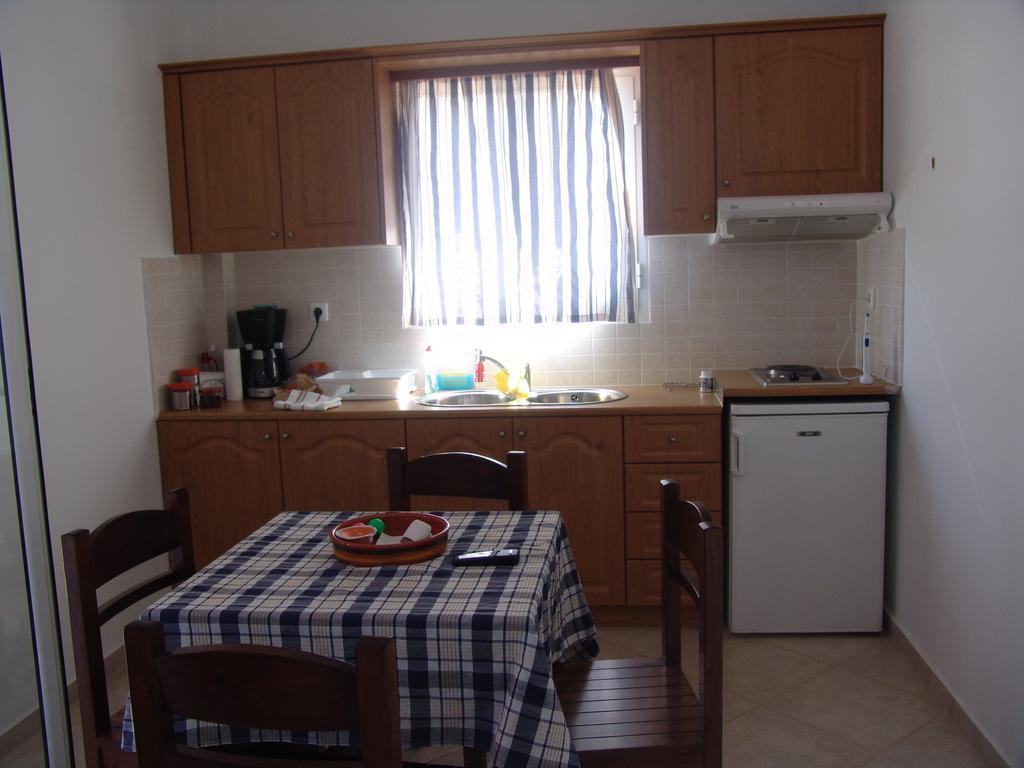 Joanna Apartments Mikri Vigla Room photo